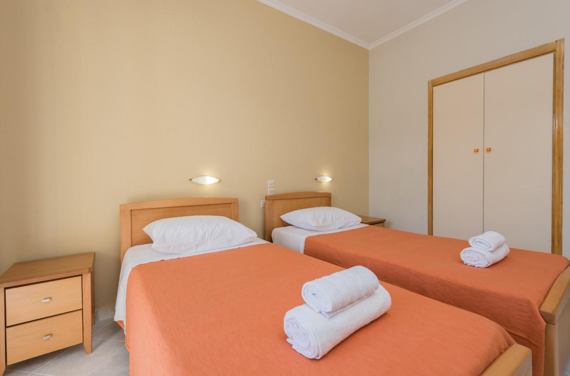 Olga Studios - 3 Tsilivi  Room photo